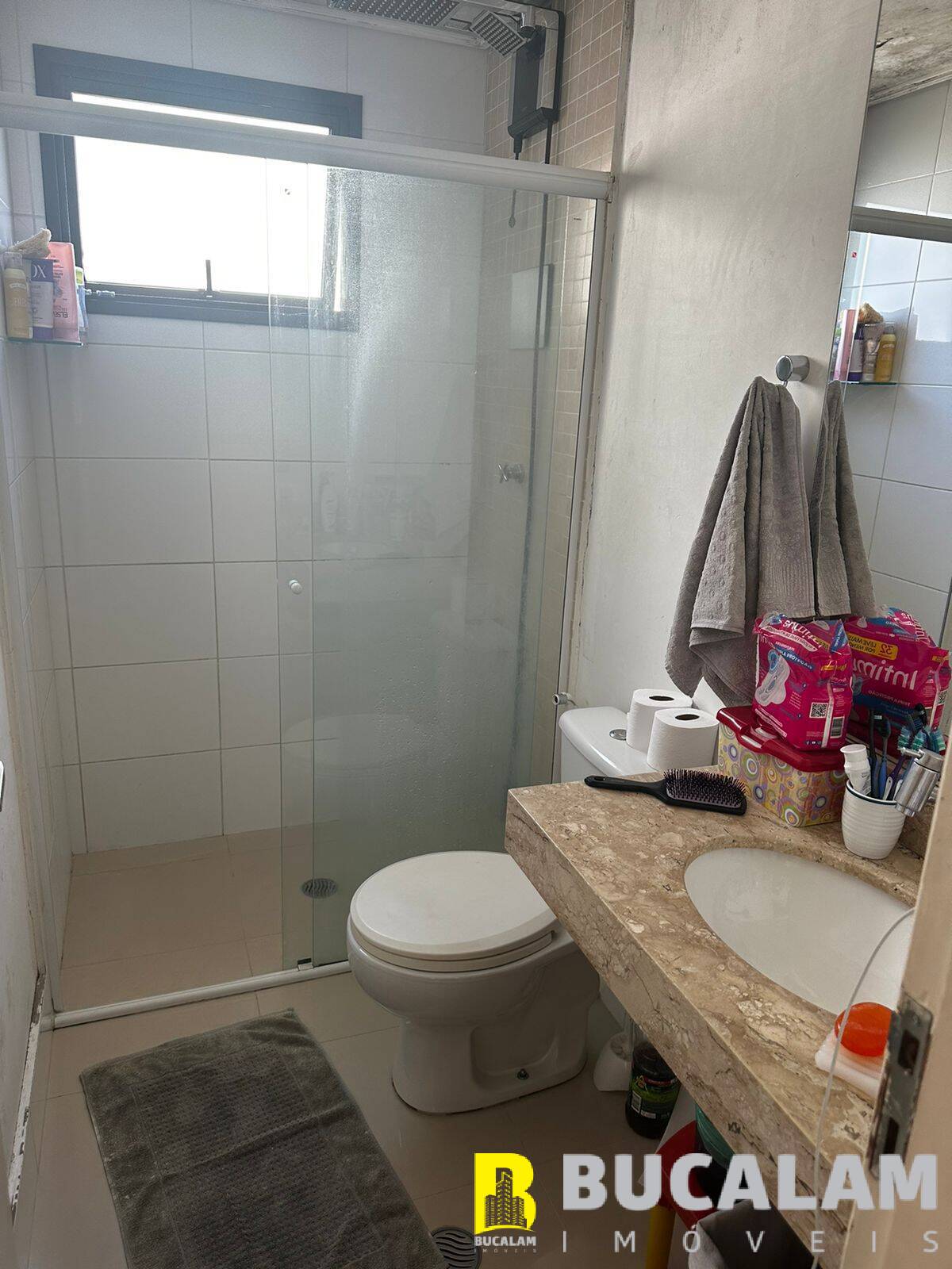 Apartamento à venda com 2 quartos, 76m² - Foto 2