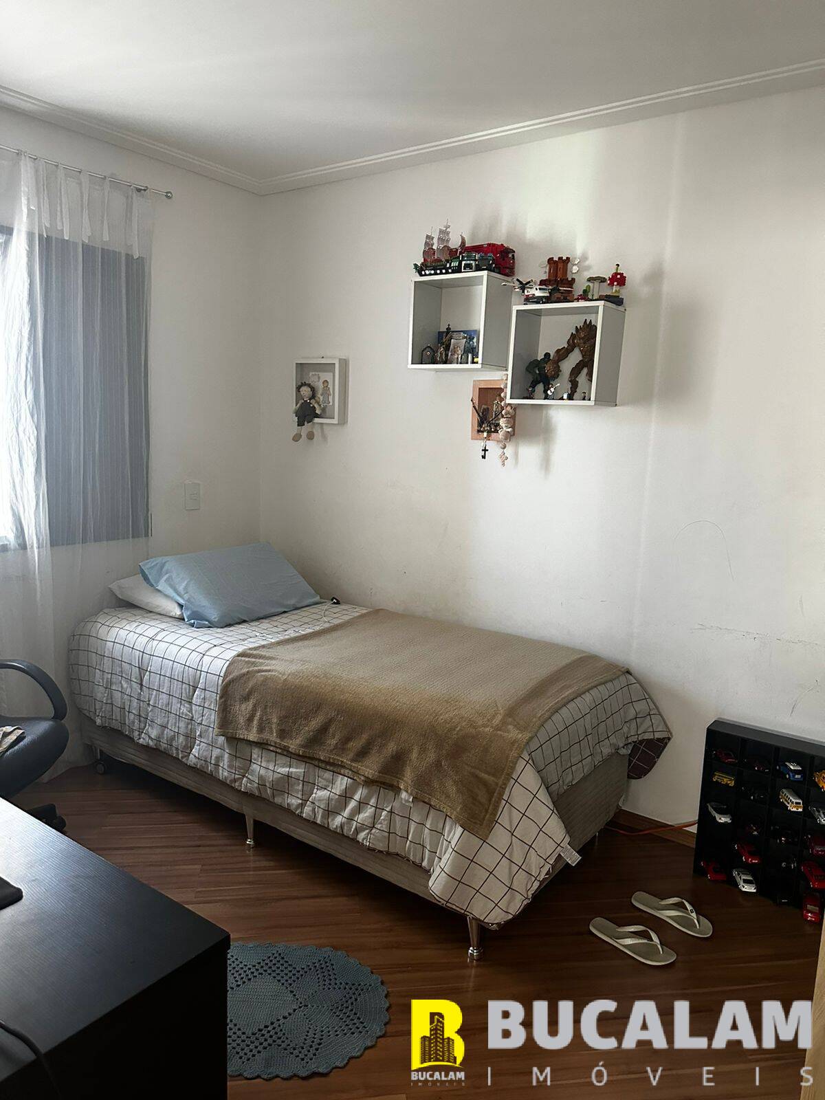 Apartamento à venda com 2 quartos, 76m² - Foto 3