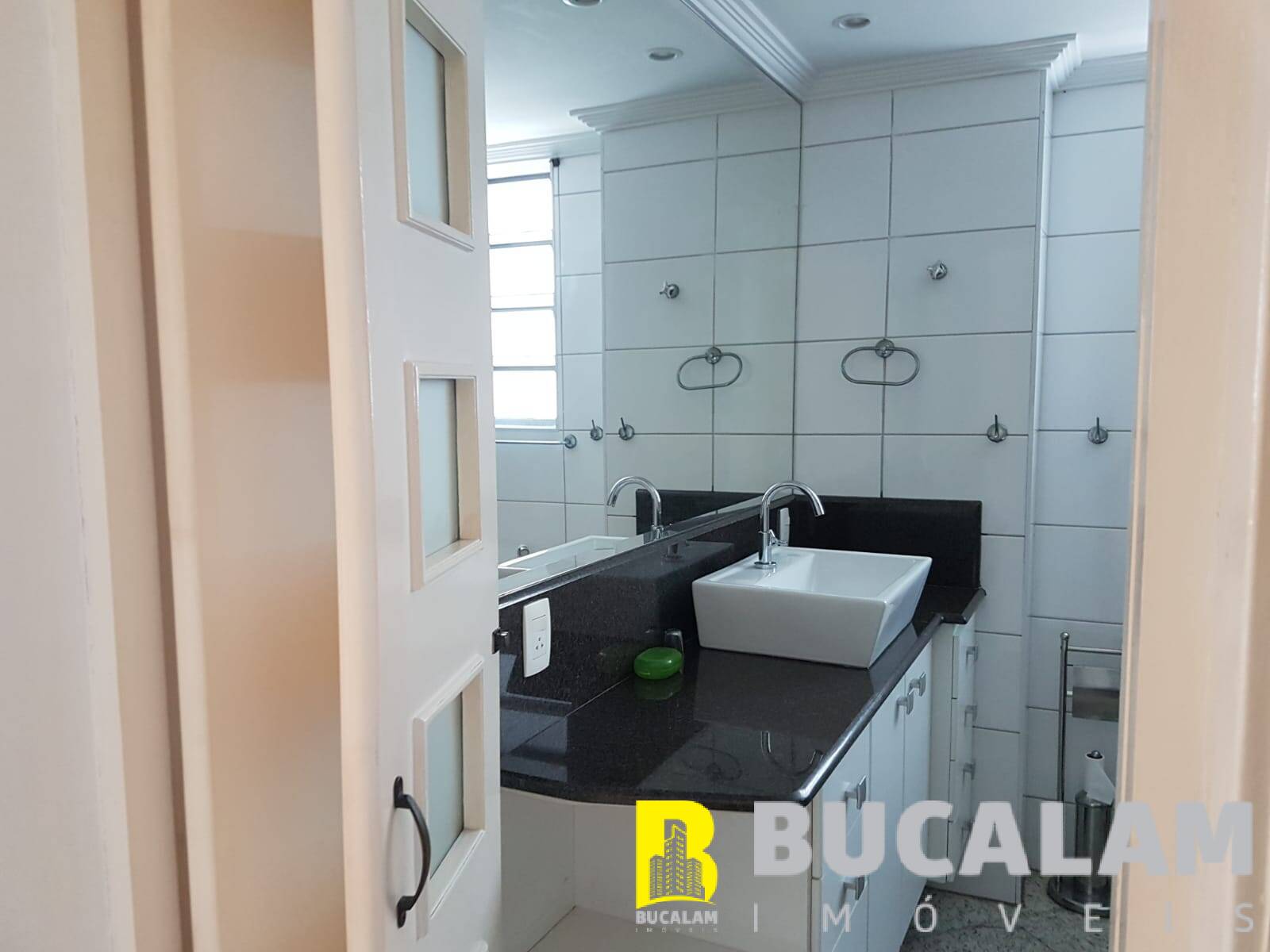 Apartamento à venda com 3 quartos, 175m² - Foto 13