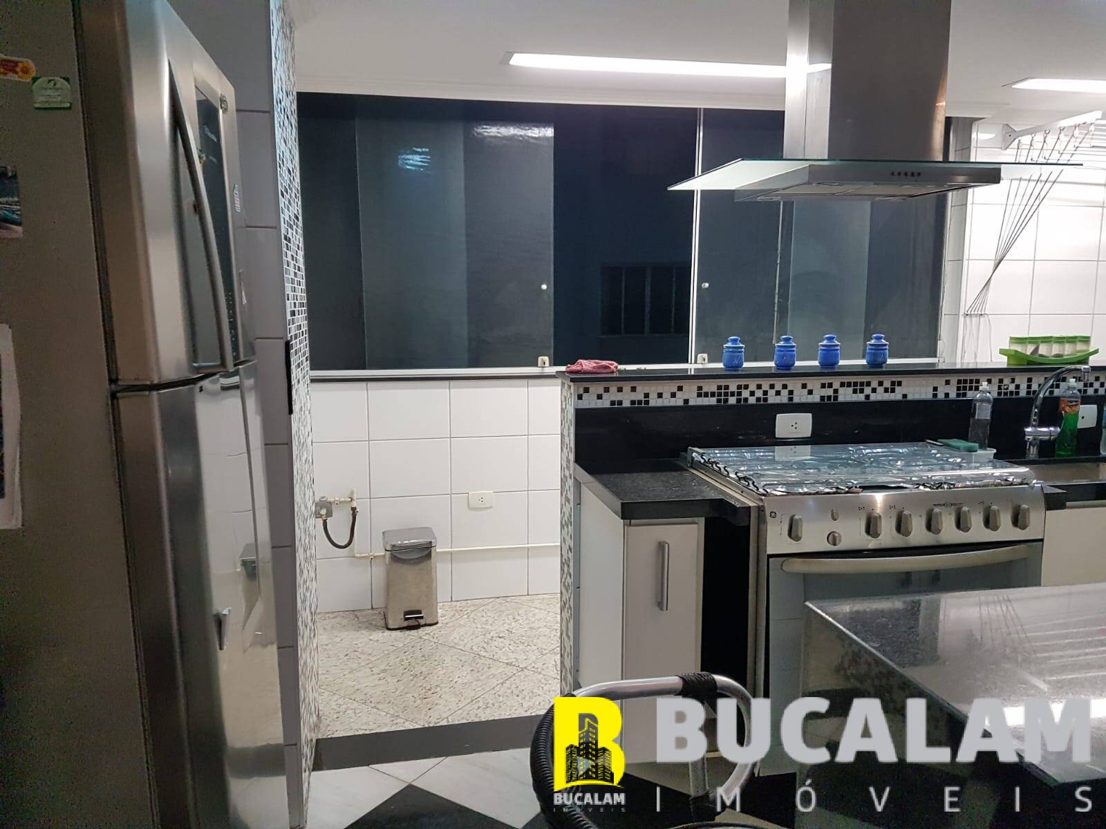 Apartamento à venda com 3 quartos, 175m² - Foto 7