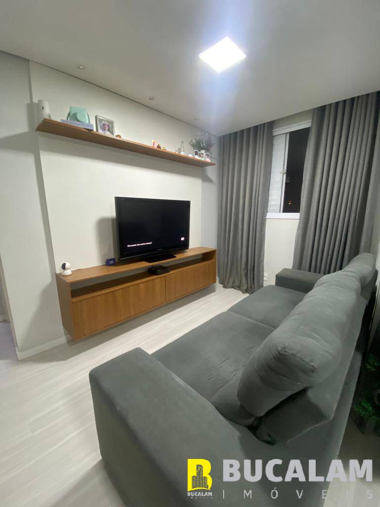 Apartamento à venda com 3 quartos, 64m² - Foto 2