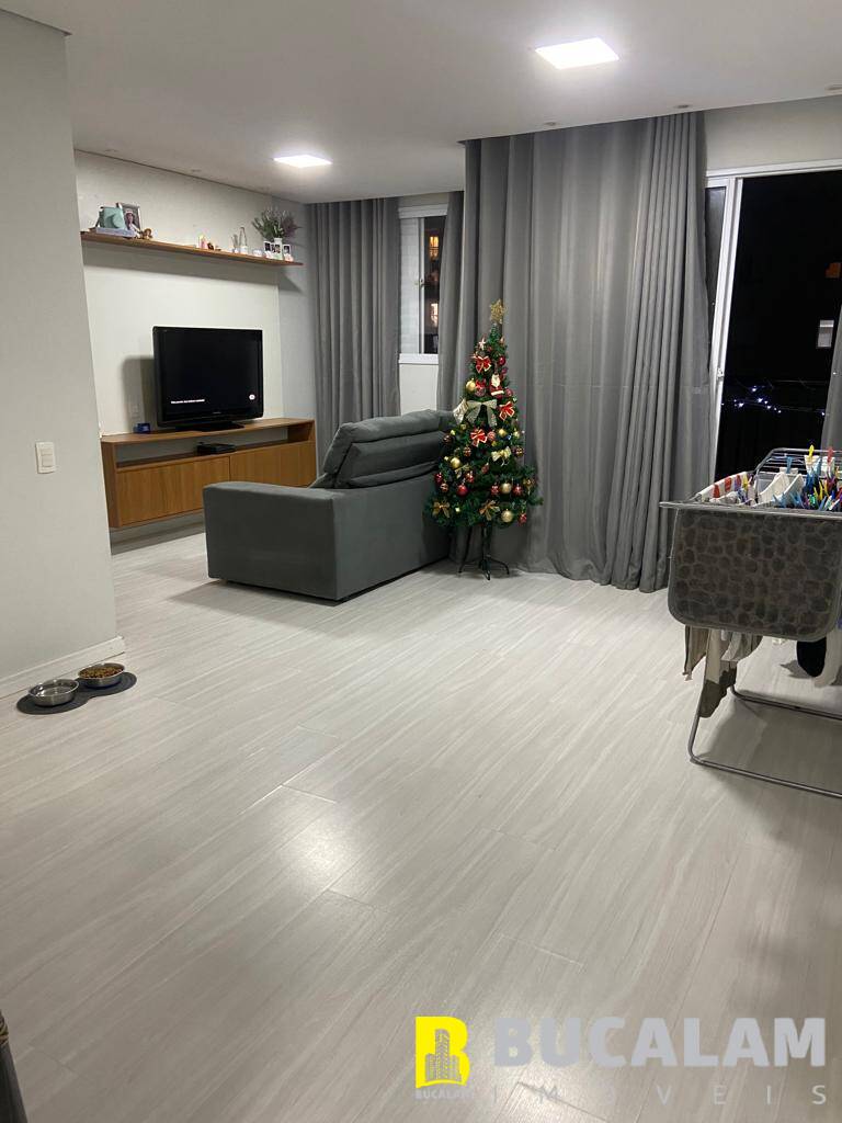 Apartamento à venda com 3 quartos, 64m² - Foto 3