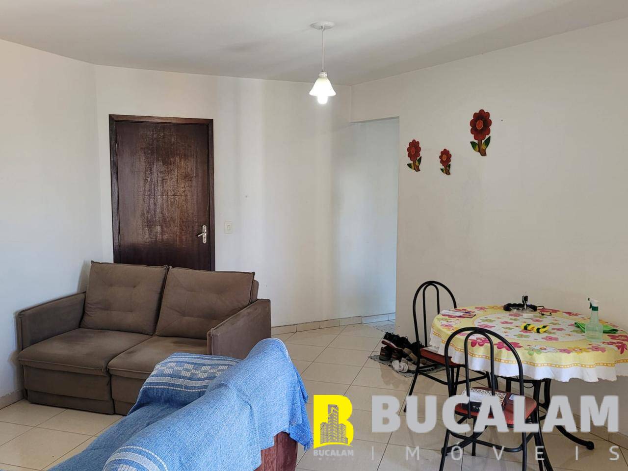 Apartamento à venda com 2 quartos, 68m² - Foto 4