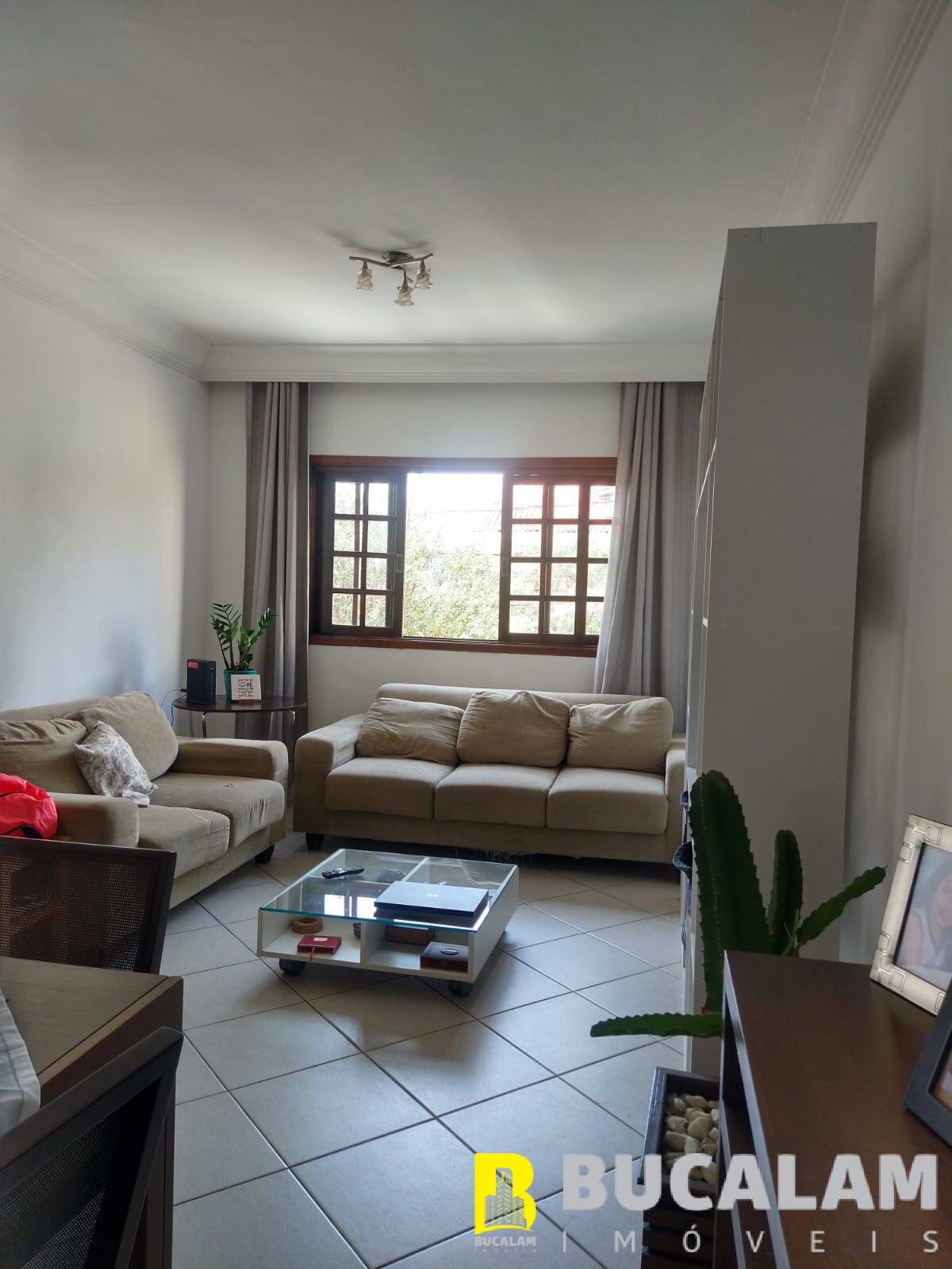 Casa à venda com 3 quartos, 136m² - Foto 3