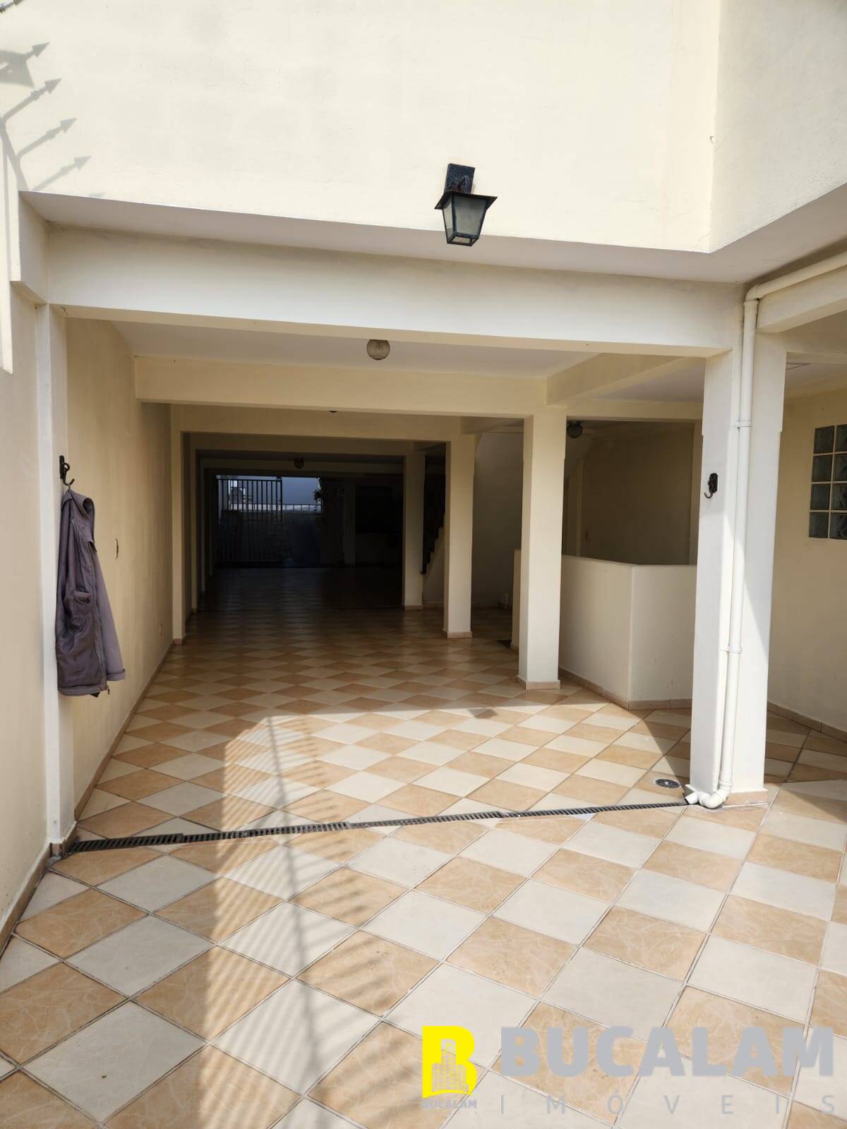 Casa à venda com 4 quartos, 360m² - Foto 18