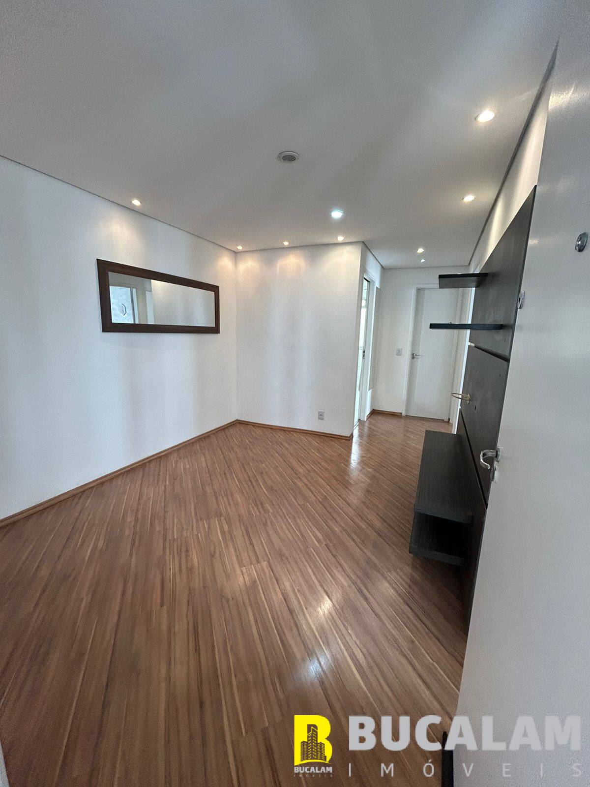 Apartamento à venda com 2 quartos, 46m² - Foto 1