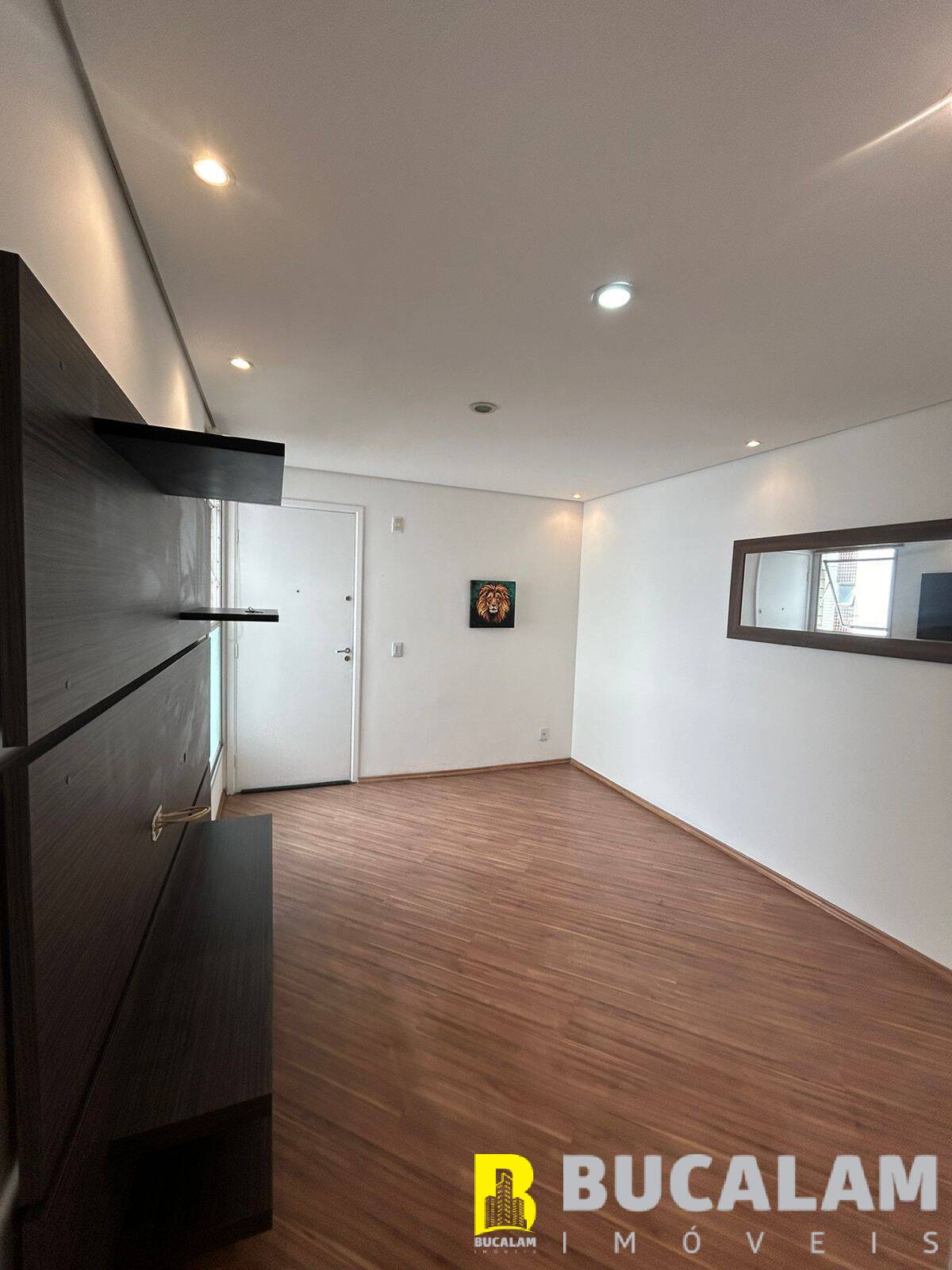 Apartamento à venda com 2 quartos, 46m² - Foto 2