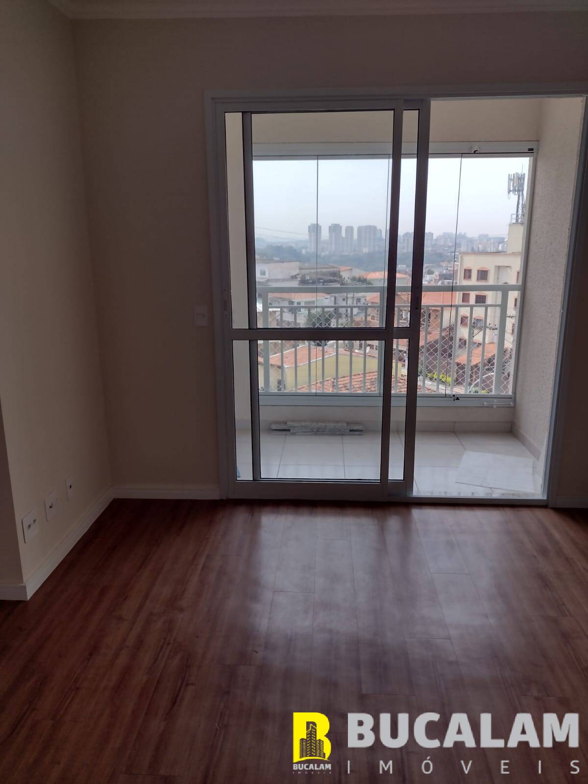 Apartamento à venda com 2 quartos, 56m² - Foto 3