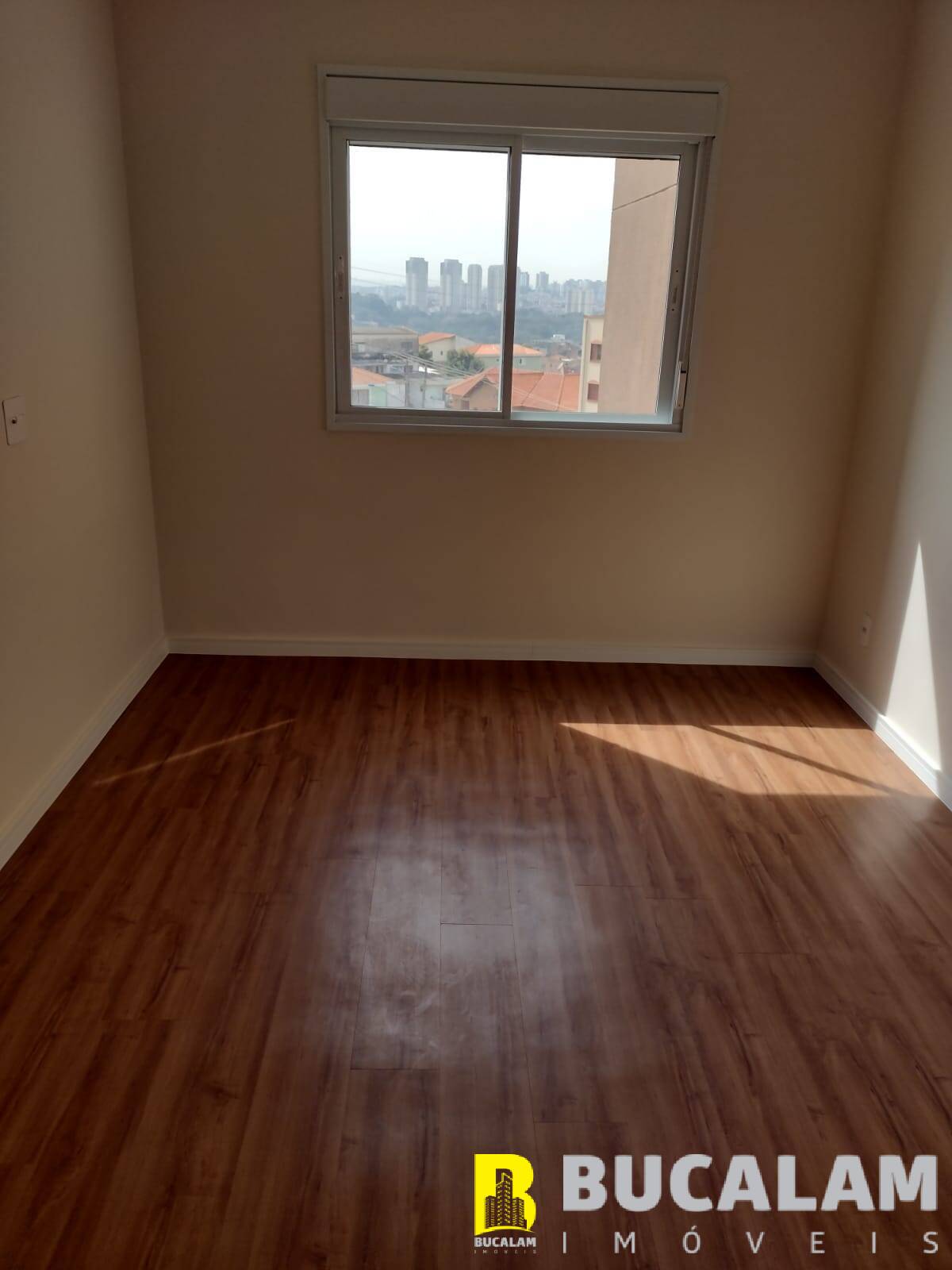 Apartamento à venda com 2 quartos, 56m² - Foto 4