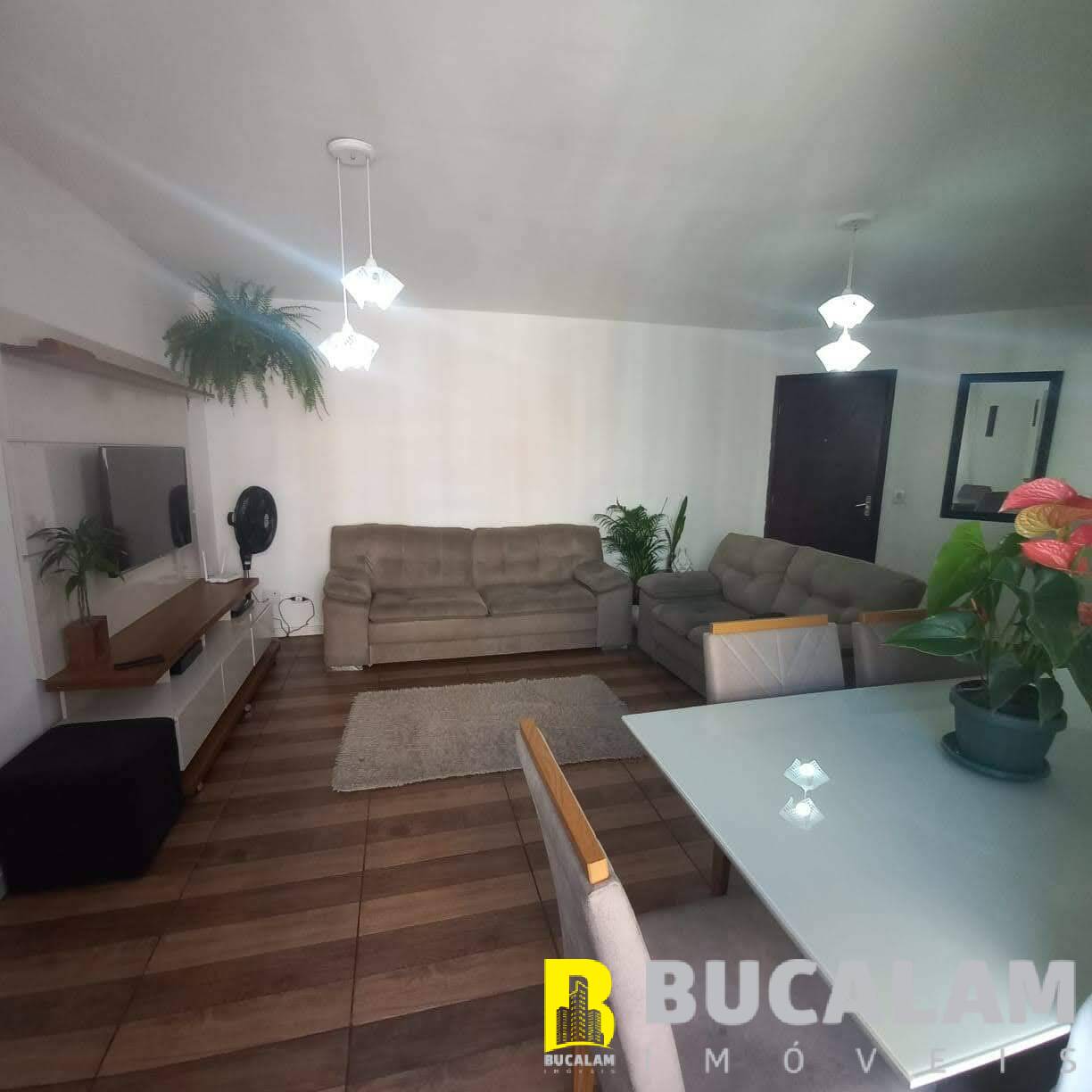 Apartamento à venda com 2 quartos, 70m² - Foto 9