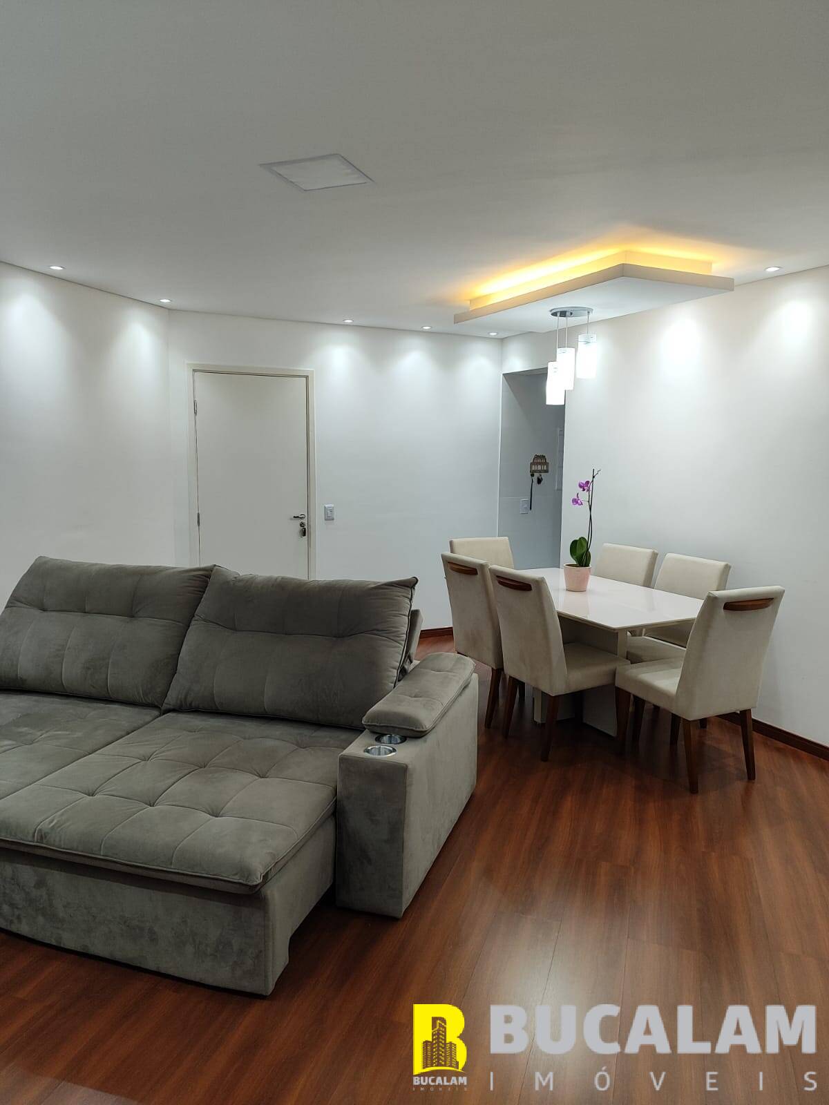 Apartamento à venda com 2 quartos, 86m² - Foto 1