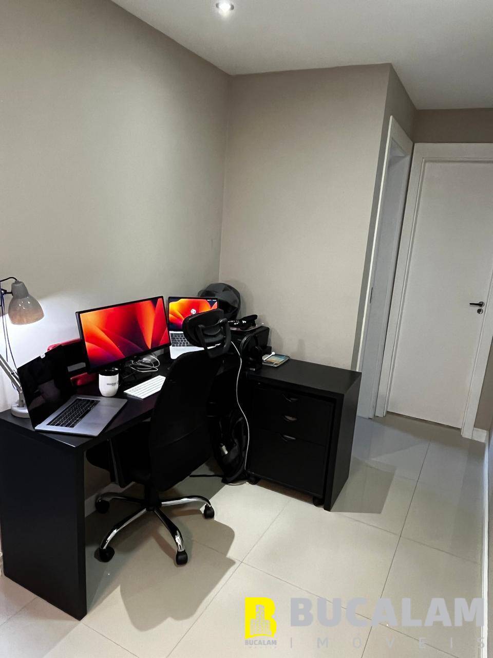 Apartamento à venda com 2 quartos, 60m² - Foto 18