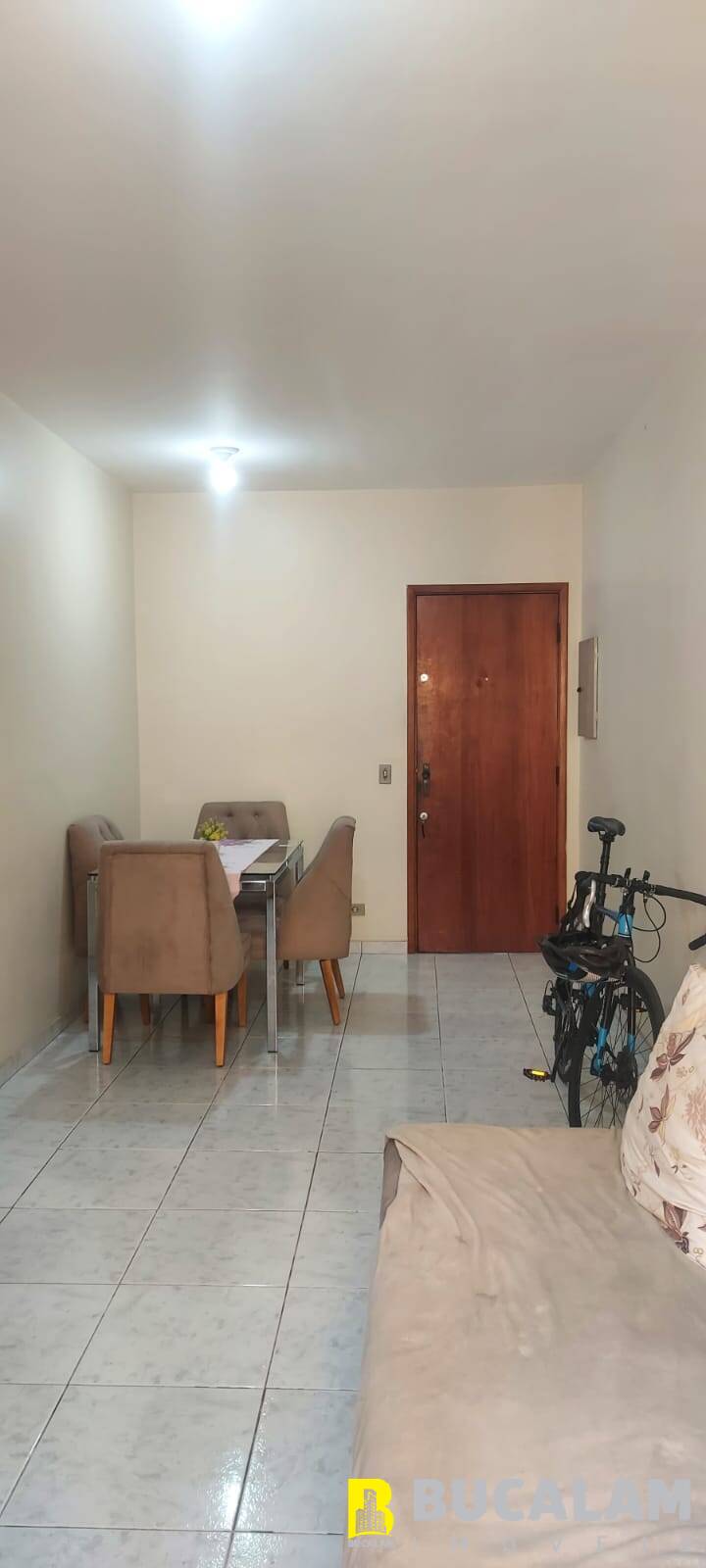 Apartamento à venda com 2 quartos, 64m² - Foto 3