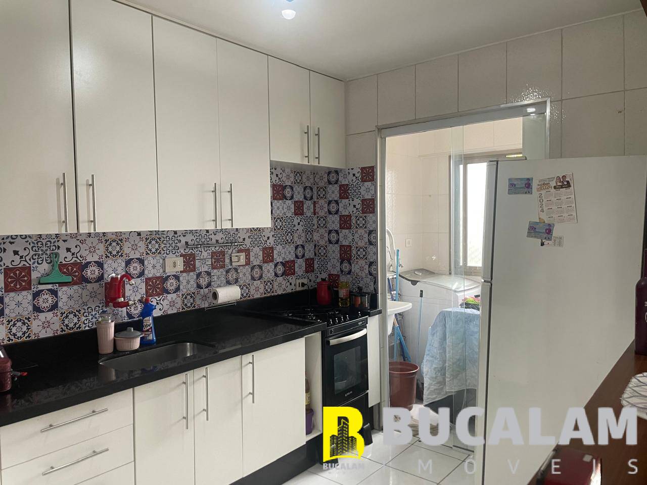 Apartamento à venda com 3 quartos, 76m² - Foto 18