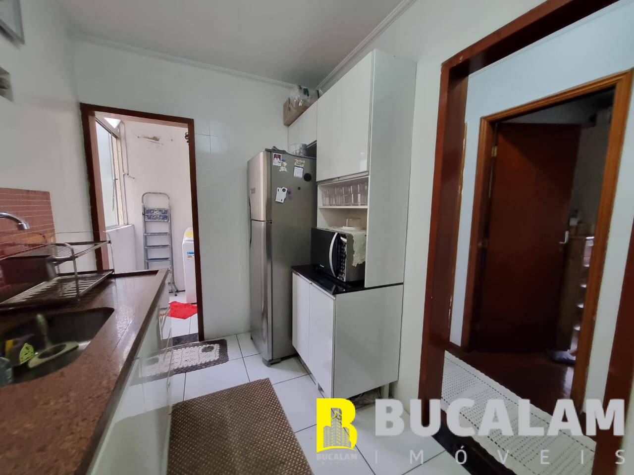 Apartamento à venda com 2 quartos, 73m² - Foto 2