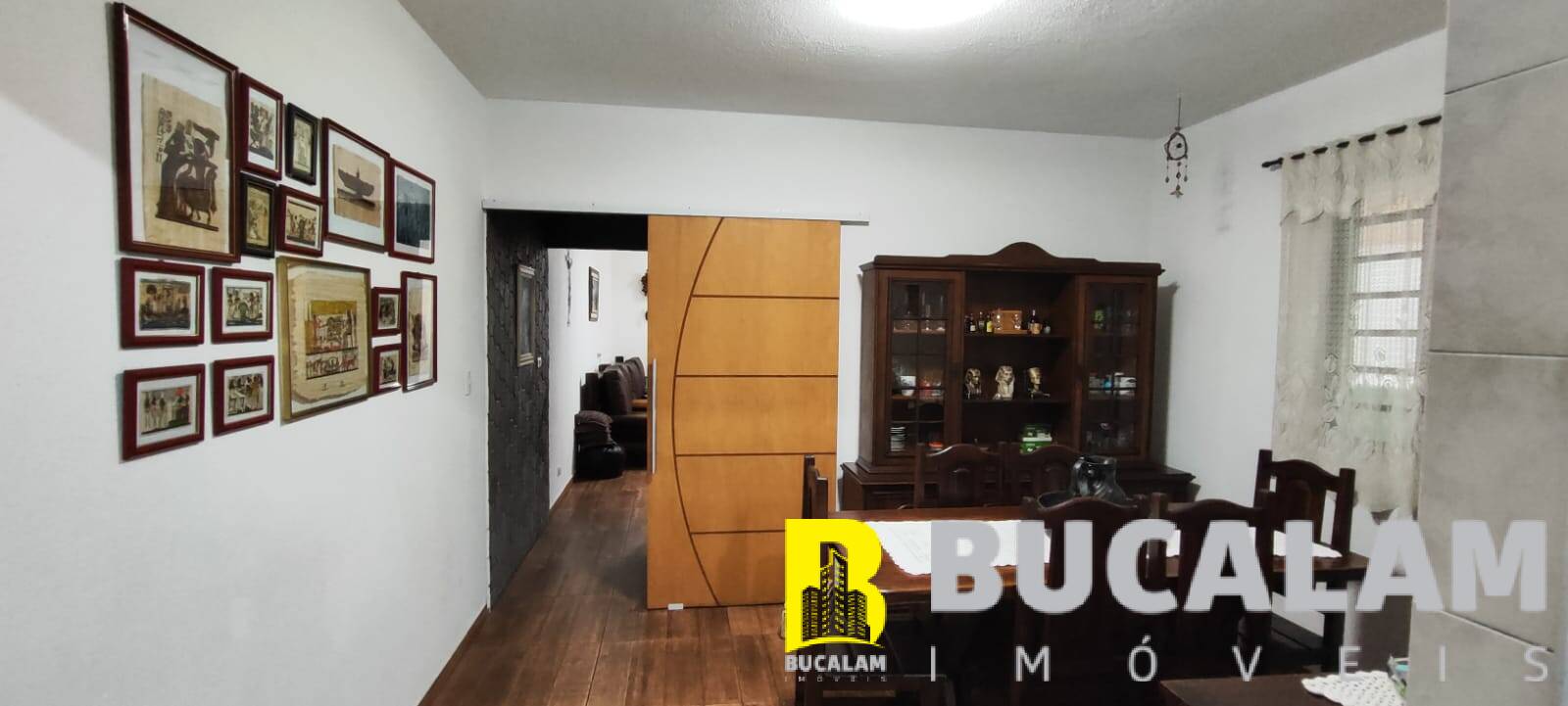 Casa à venda com 3 quartos, 280m² - Foto 4