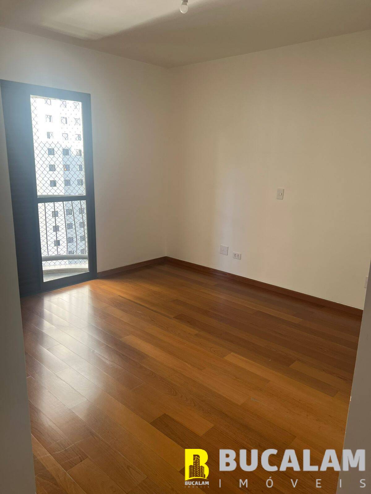 Apartamento à venda com 3 quartos, 110m² - Foto 9