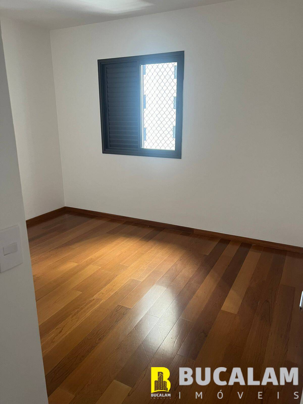 Apartamento à venda com 3 quartos, 110m² - Foto 7