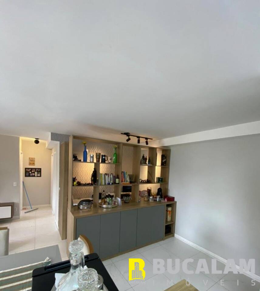 Apartamento à venda com 2 quartos, 78m² - Foto 4