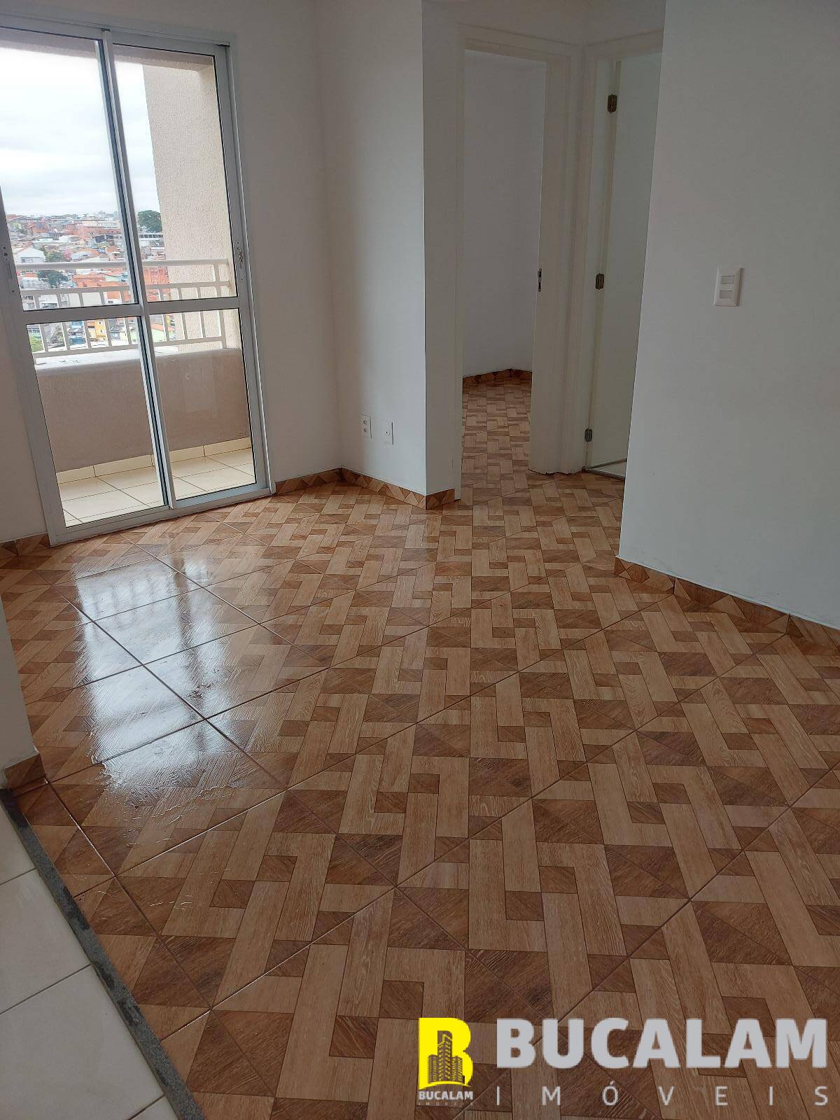 Apartamento à venda com 2 quartos, 43m² - Foto 1