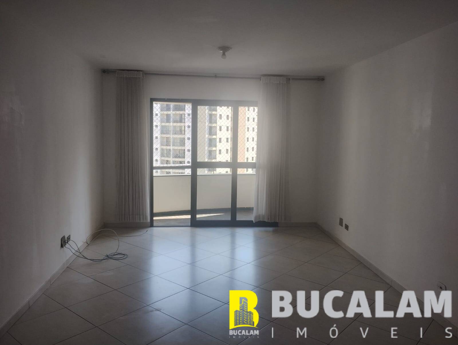 Apartamento à venda com 4 quartos, 117m² - Foto 3