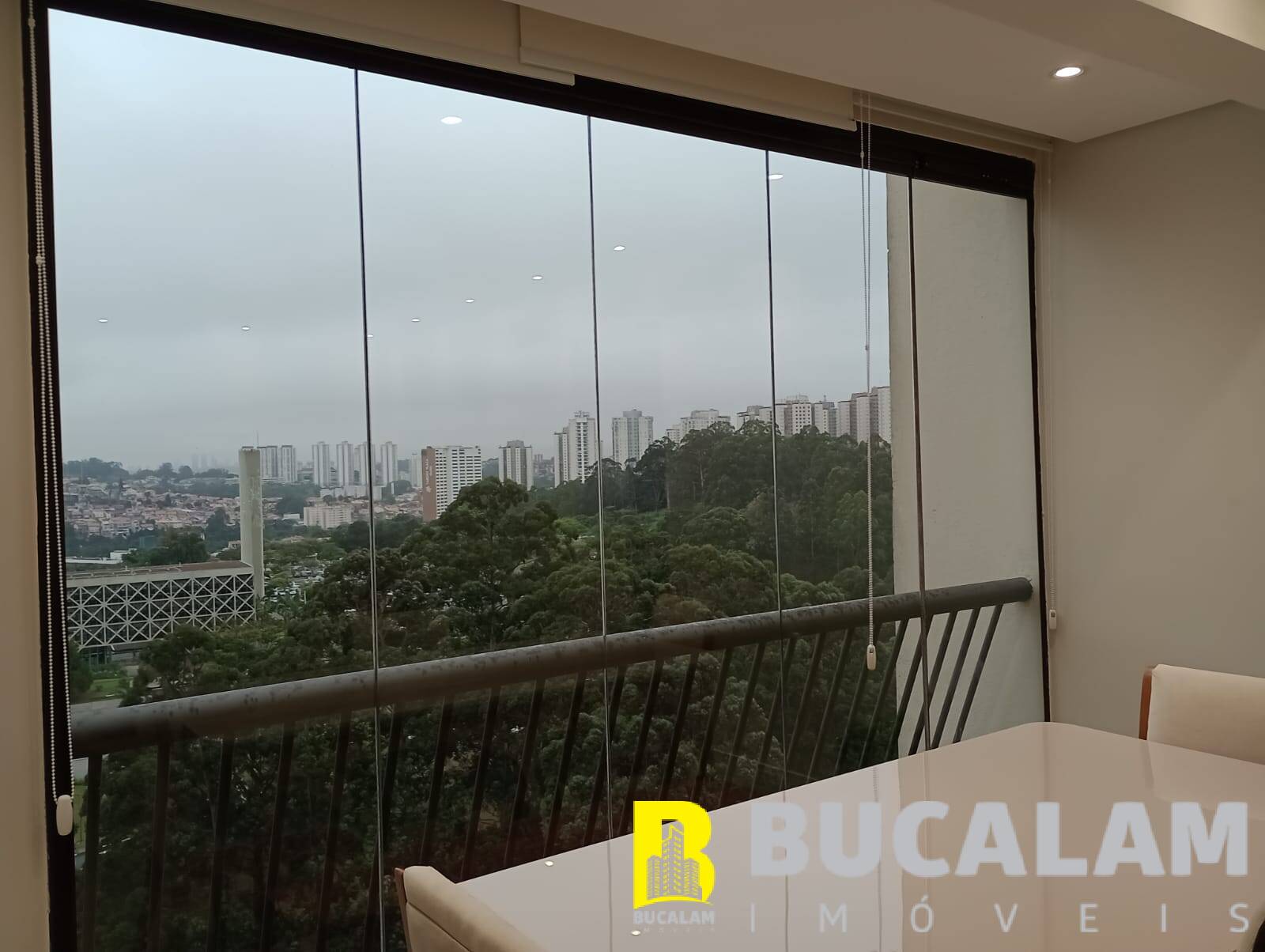 Apartamento à venda com 3 quartos, 146m² - Foto 4