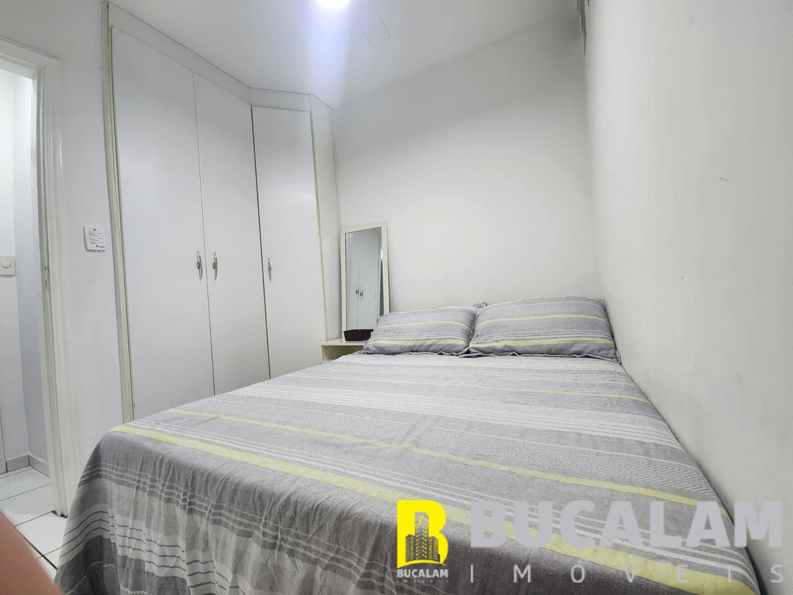 Apartamento à venda com 2 quartos, 57m² - Foto 10