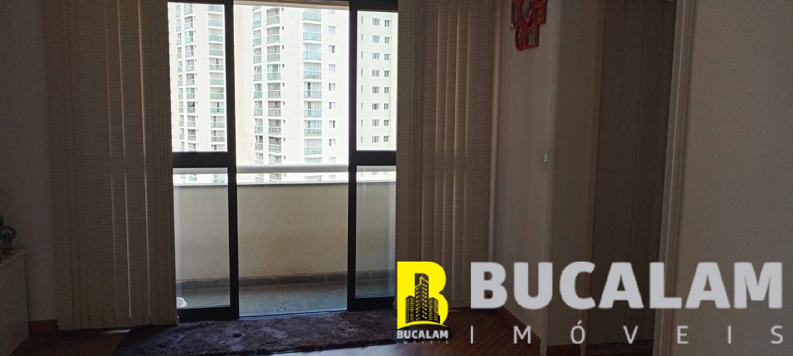 Apartamento à venda com 3 quartos, 76m² - Foto 1