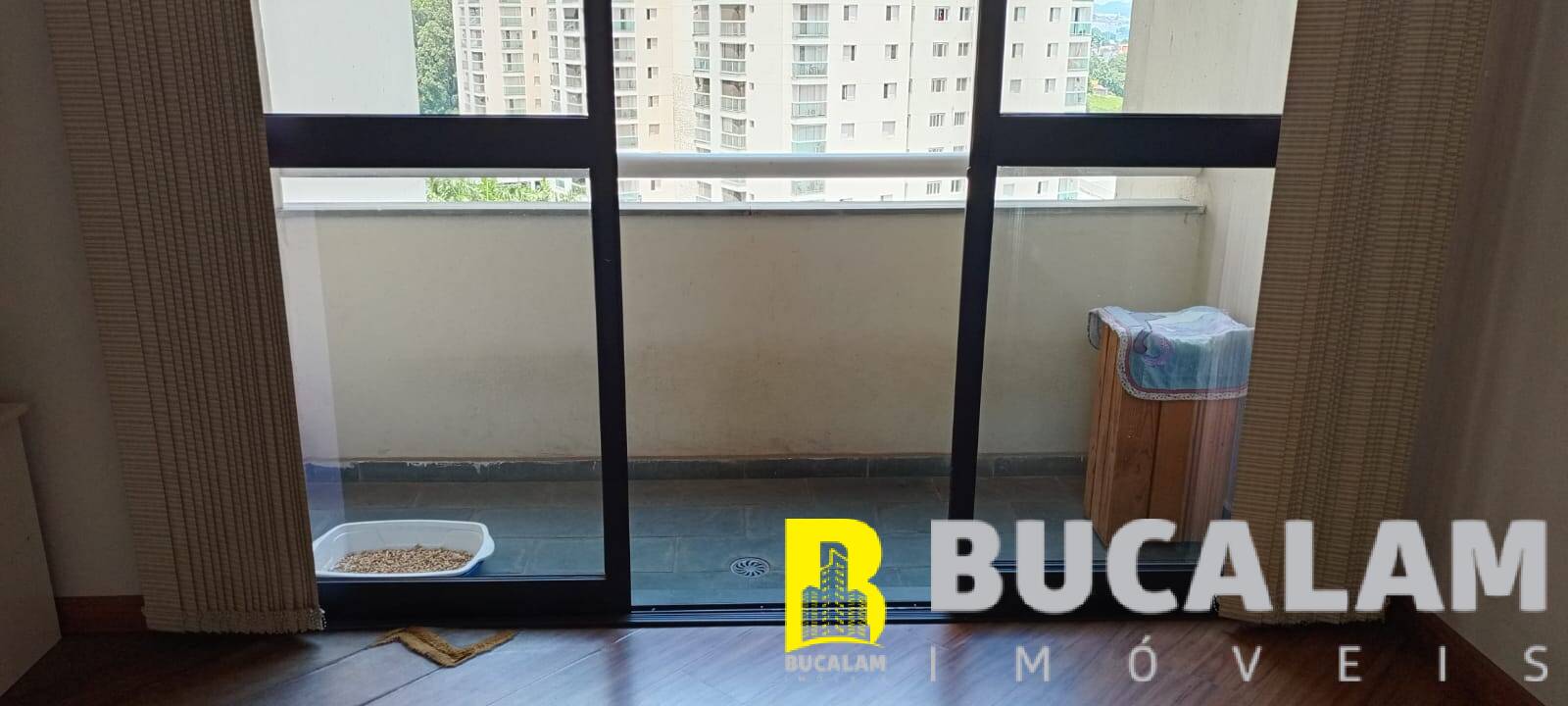 Apartamento à venda com 3 quartos, 76m² - Foto 2