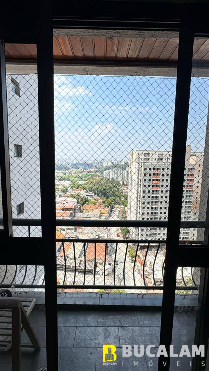 Apartamento à venda com 2 quartos, 70m² - Foto 2