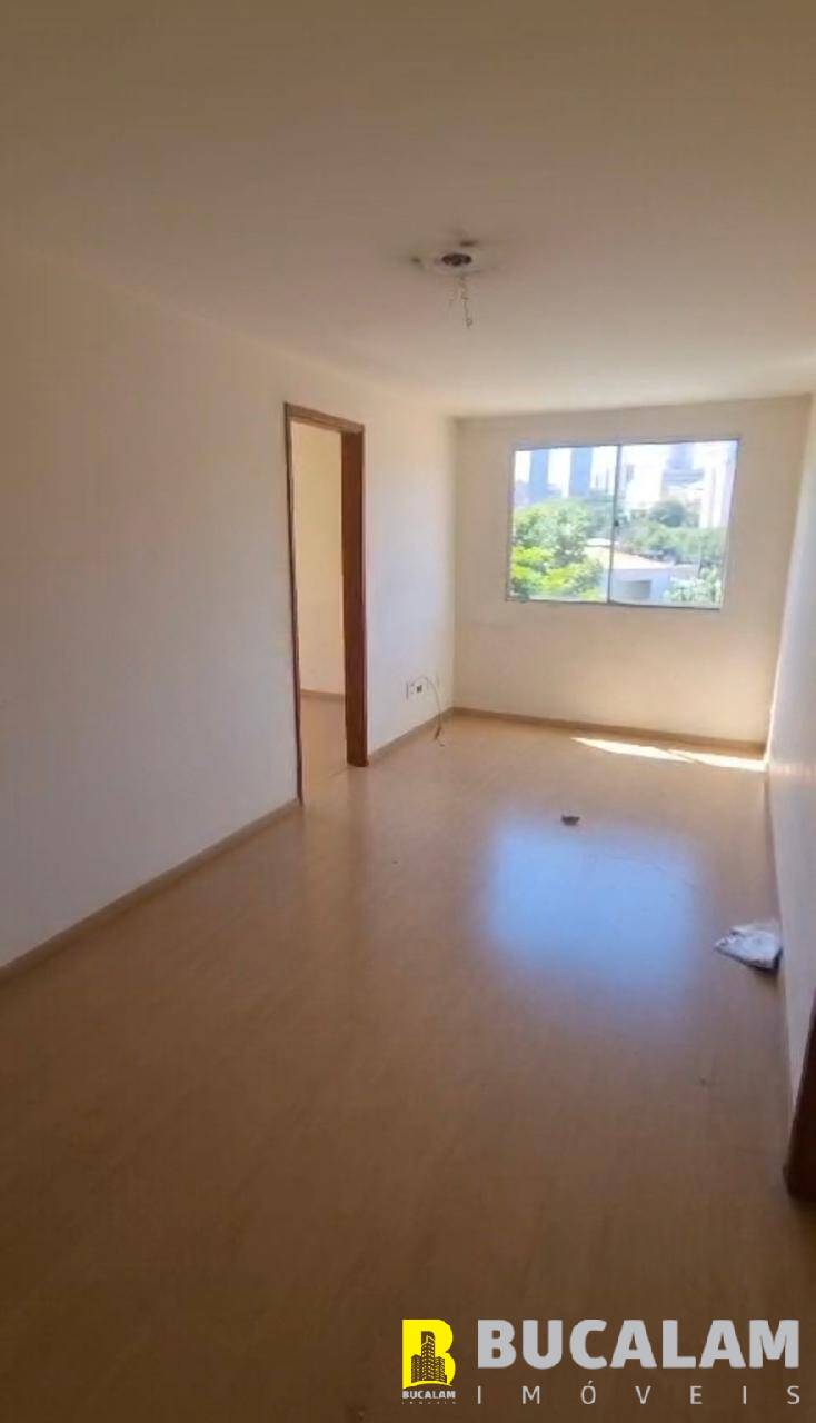 Apartamento à venda com 3 quartos, 60m² - Foto 1