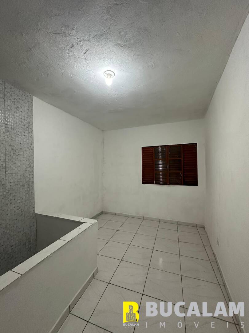 Casa à venda com 2 quartos, 190m² - Foto 13