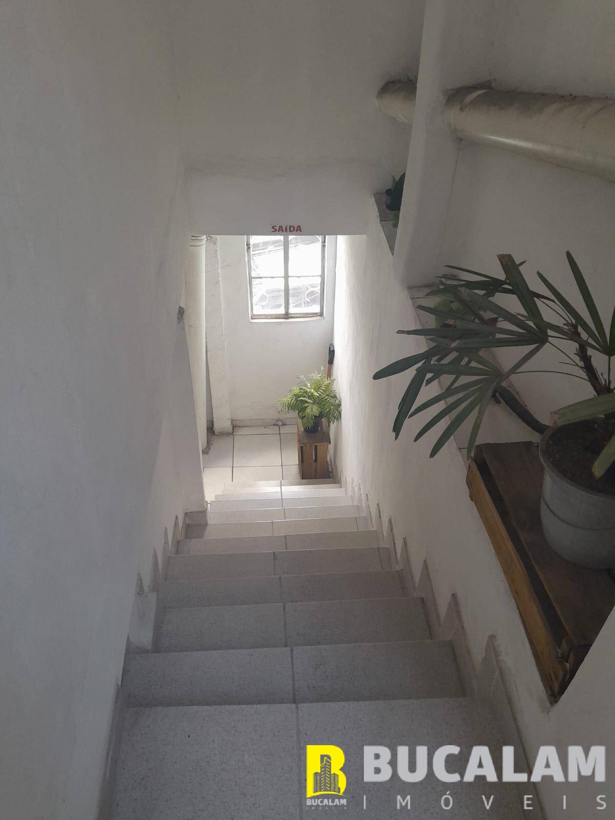 Casa à venda com 2 quartos, 190m² - Foto 20