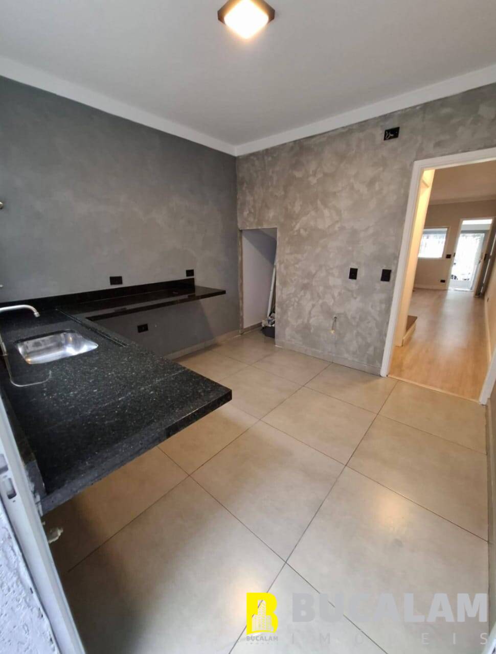 Casa à venda com 3 quartos, 100m² - Foto 6