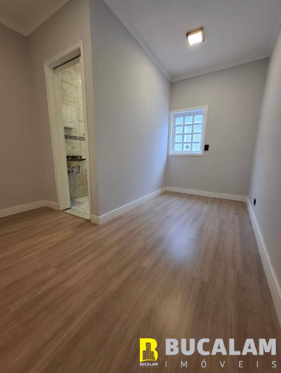 Casa à venda com 3 quartos, 100m² - Foto 8