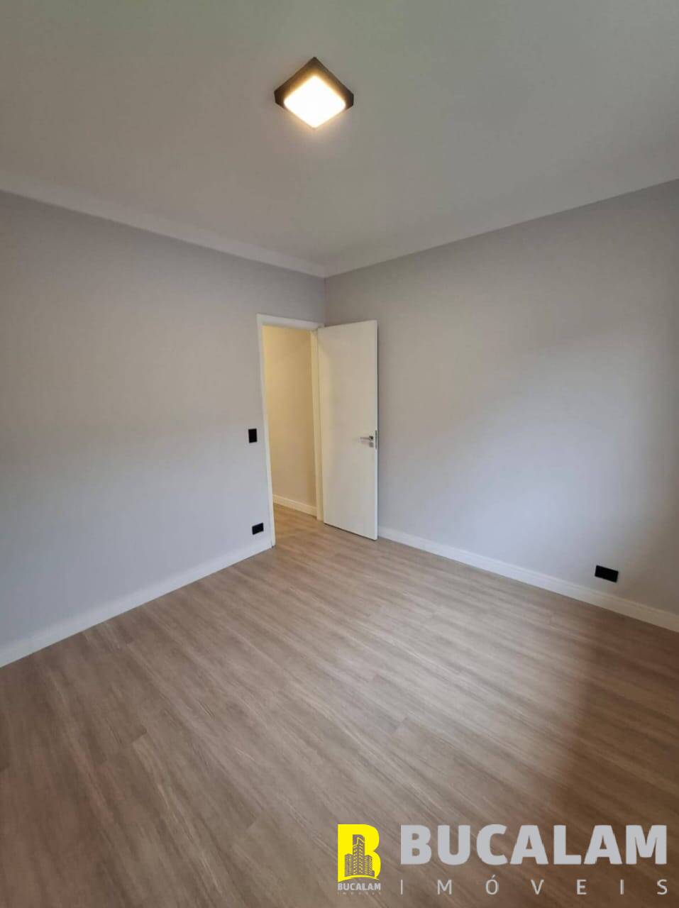 Casa à venda com 3 quartos, 100m² - Foto 13