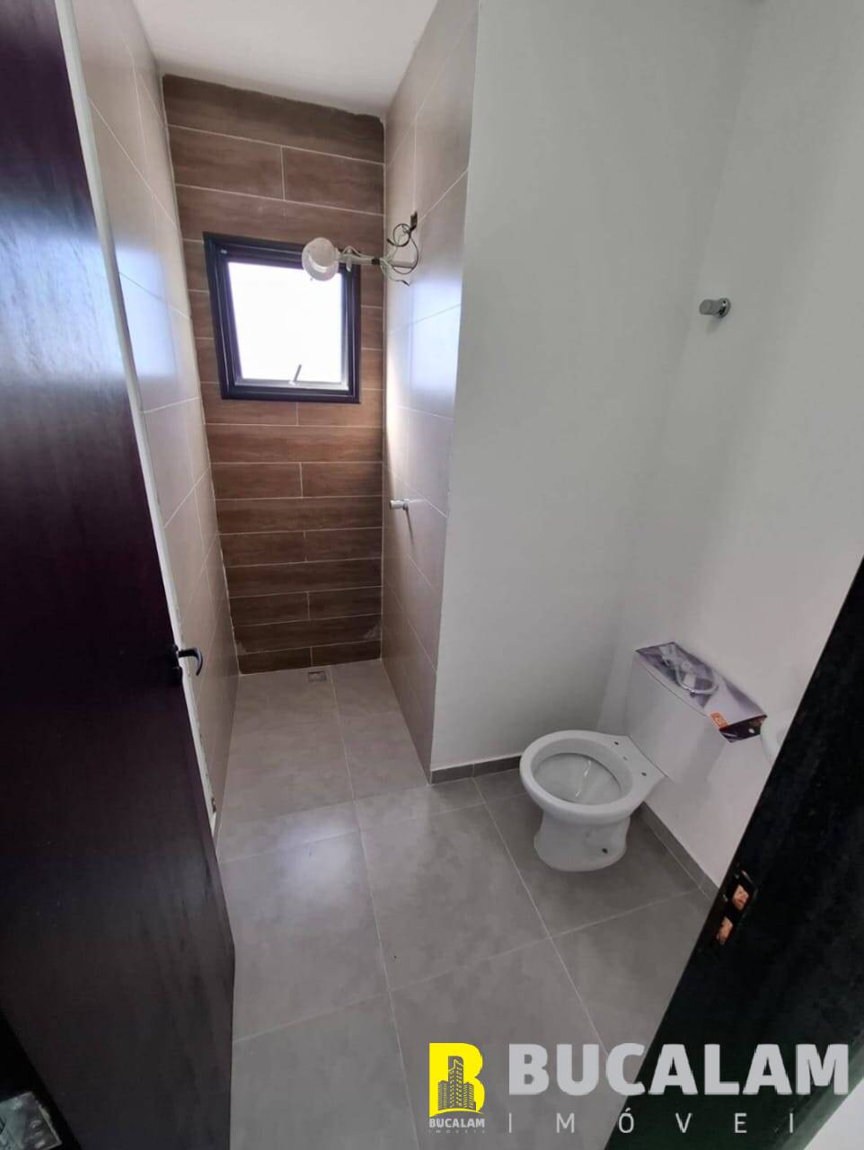 Casa à venda com 2 quartos, 150m² - Foto 12