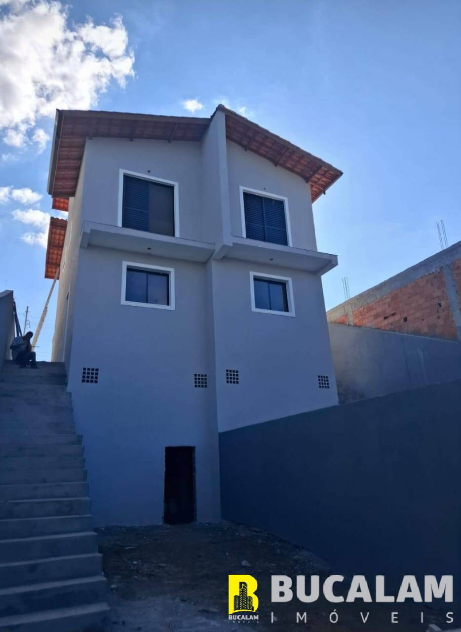 Casa à venda com 2 quartos, 150m² - Foto 4