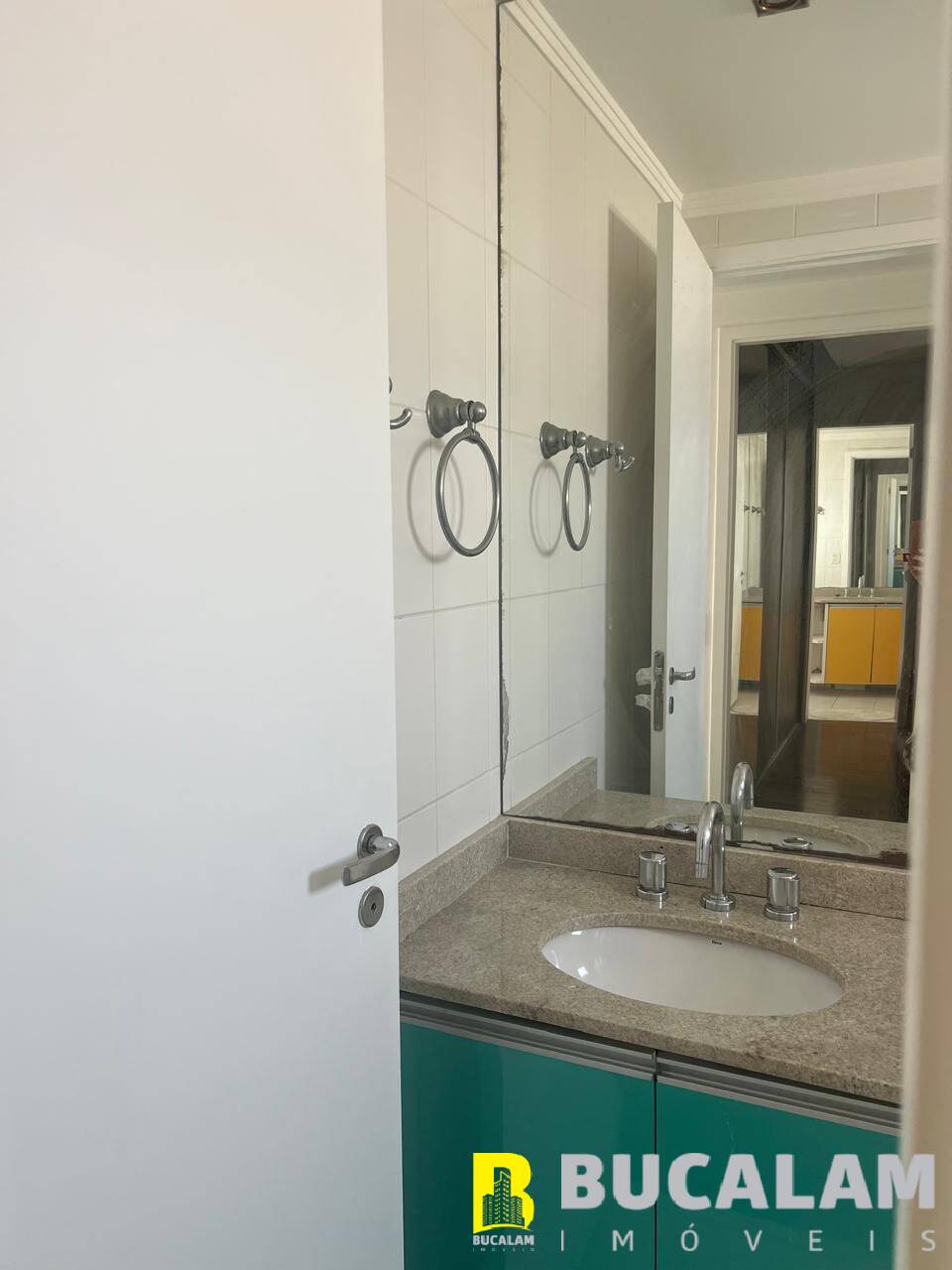 Apartamento à venda com 3 quartos, 113m² - Foto 11