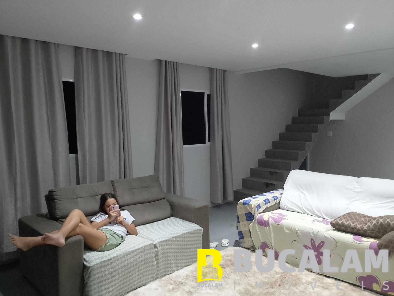 Casa à venda com 4 quartos, 300m² - Foto 8