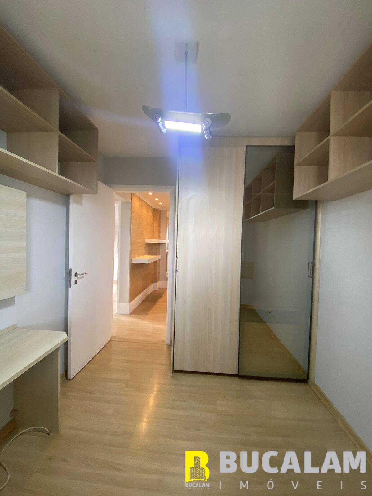 Apartamento à venda com 3 quartos, 92m² - Foto 3