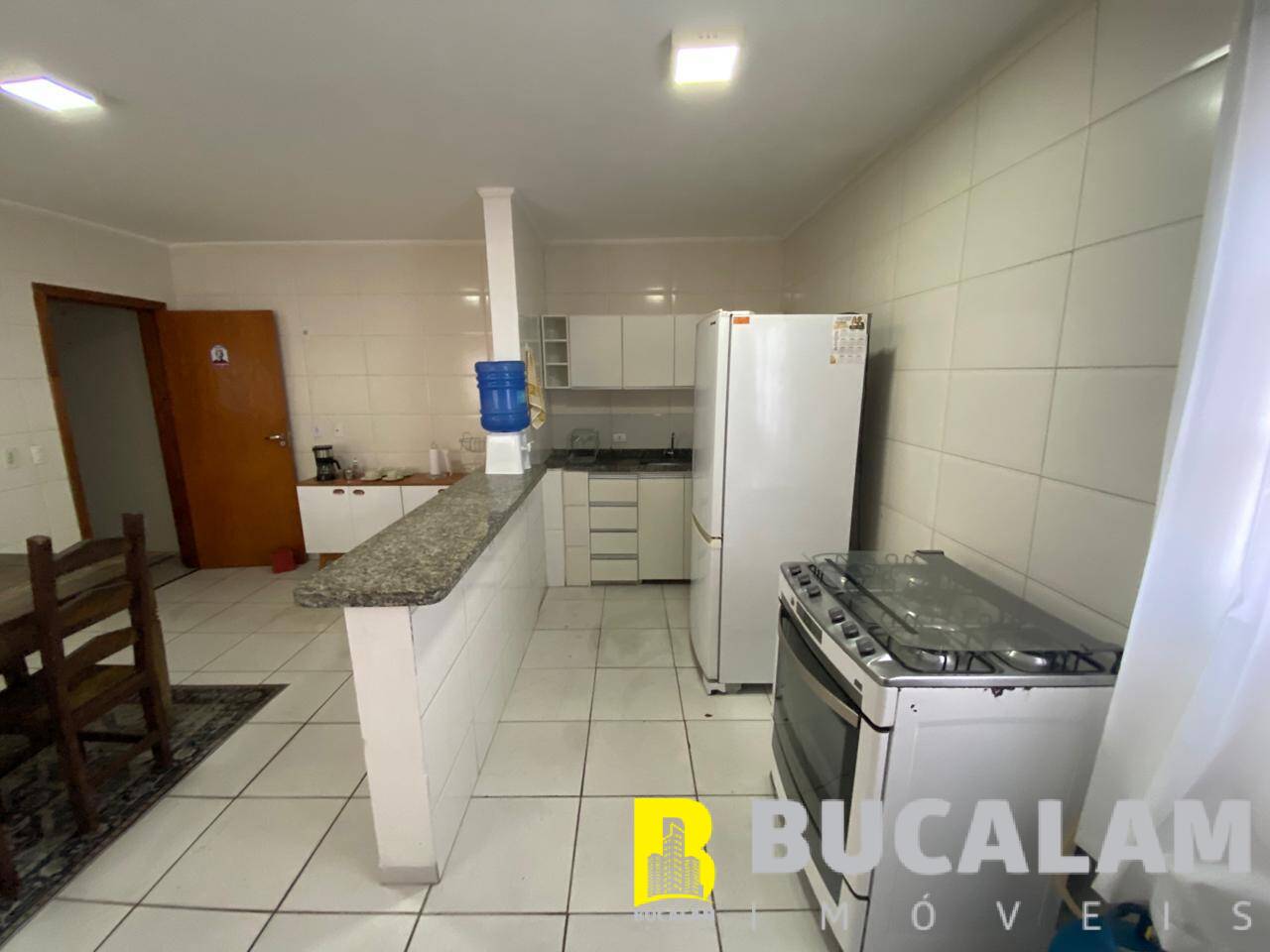 Casa à venda com 3 quartos, 150m² - Foto 8