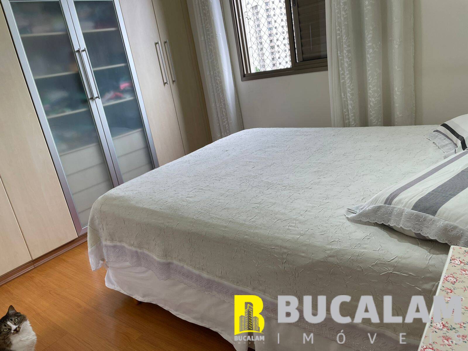 Apartamento à venda com 2 quartos, 70m² - Foto 7