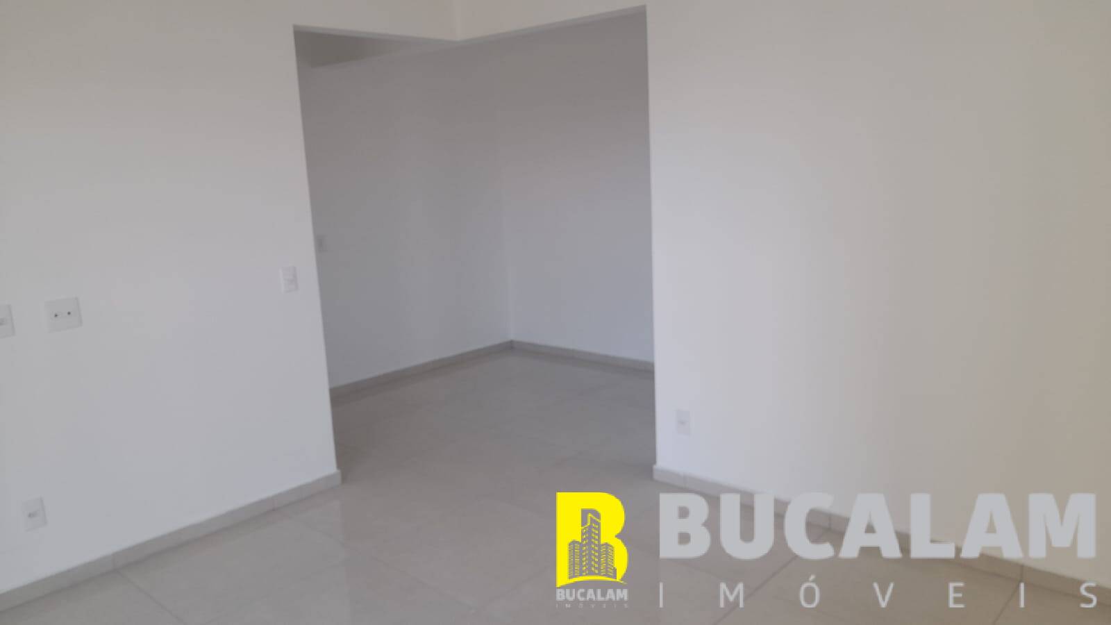 Apartamento para alugar com 3 quartos, 125m² - Foto 12