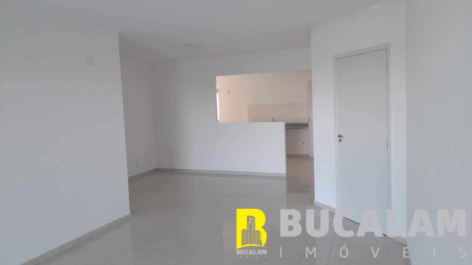 Apartamento para alugar com 3 quartos, 125m² - Foto 1