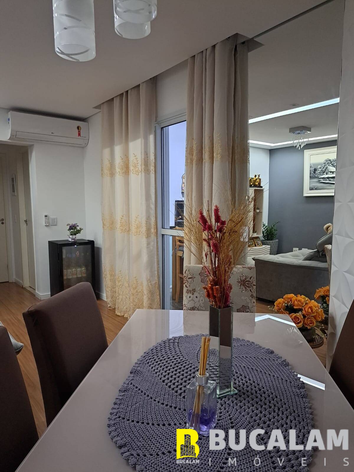 Apartamento à venda com 2 quartos, 82m² - Foto 1