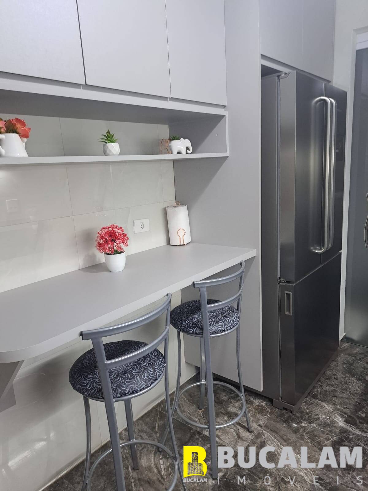 Apartamento à venda com 2 quartos, 82m² - Foto 10