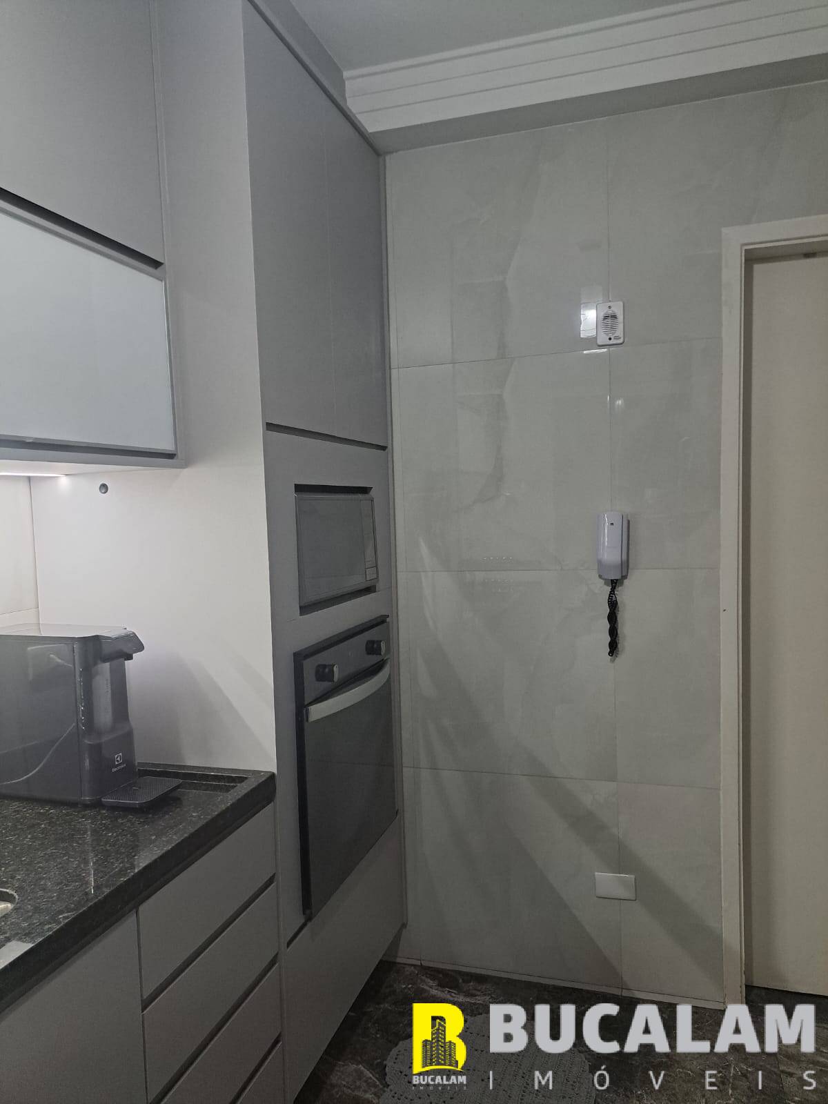 Apartamento à venda com 2 quartos, 82m² - Foto 11