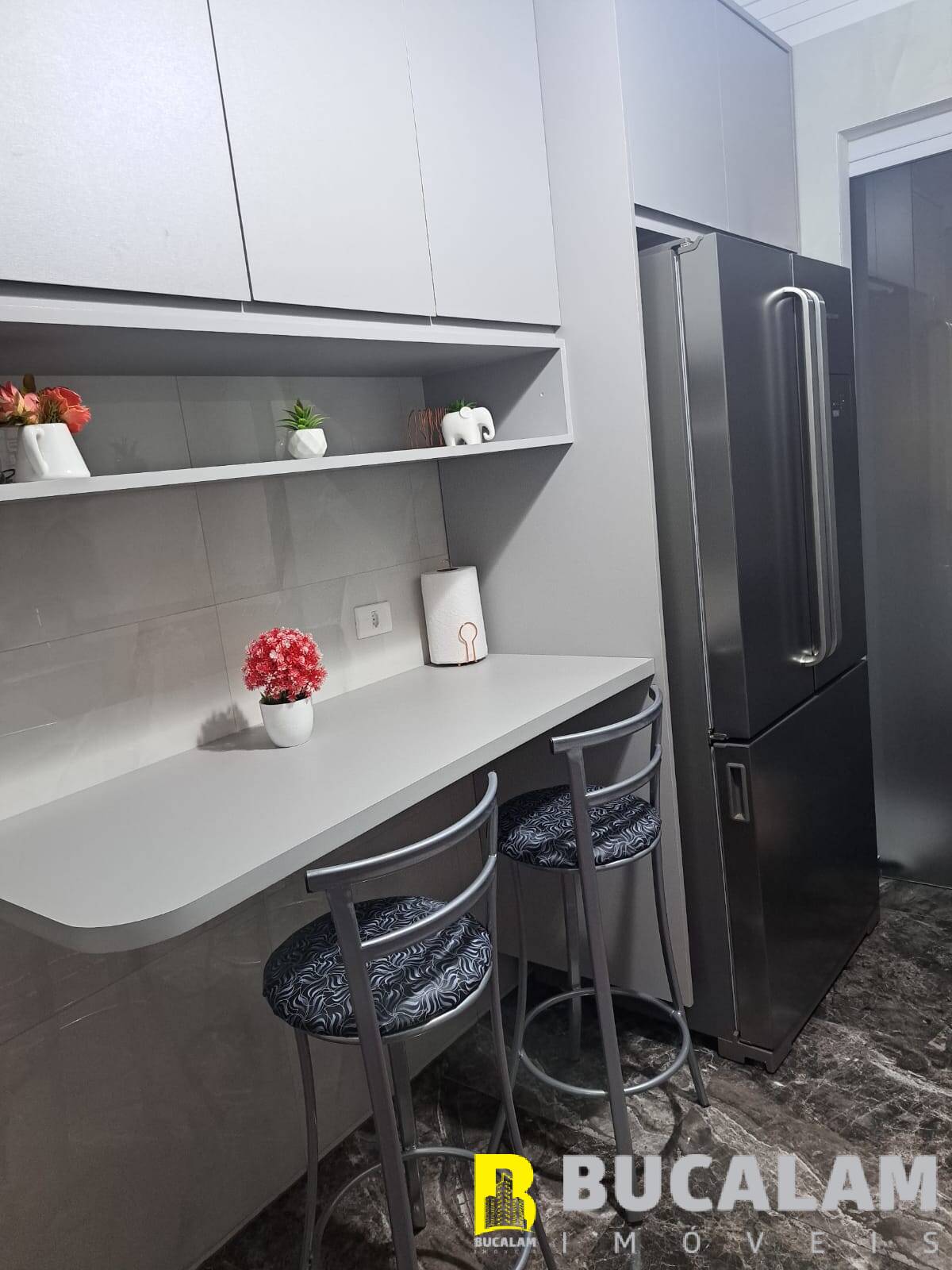 Apartamento à venda com 2 quartos, 82m² - Foto 19