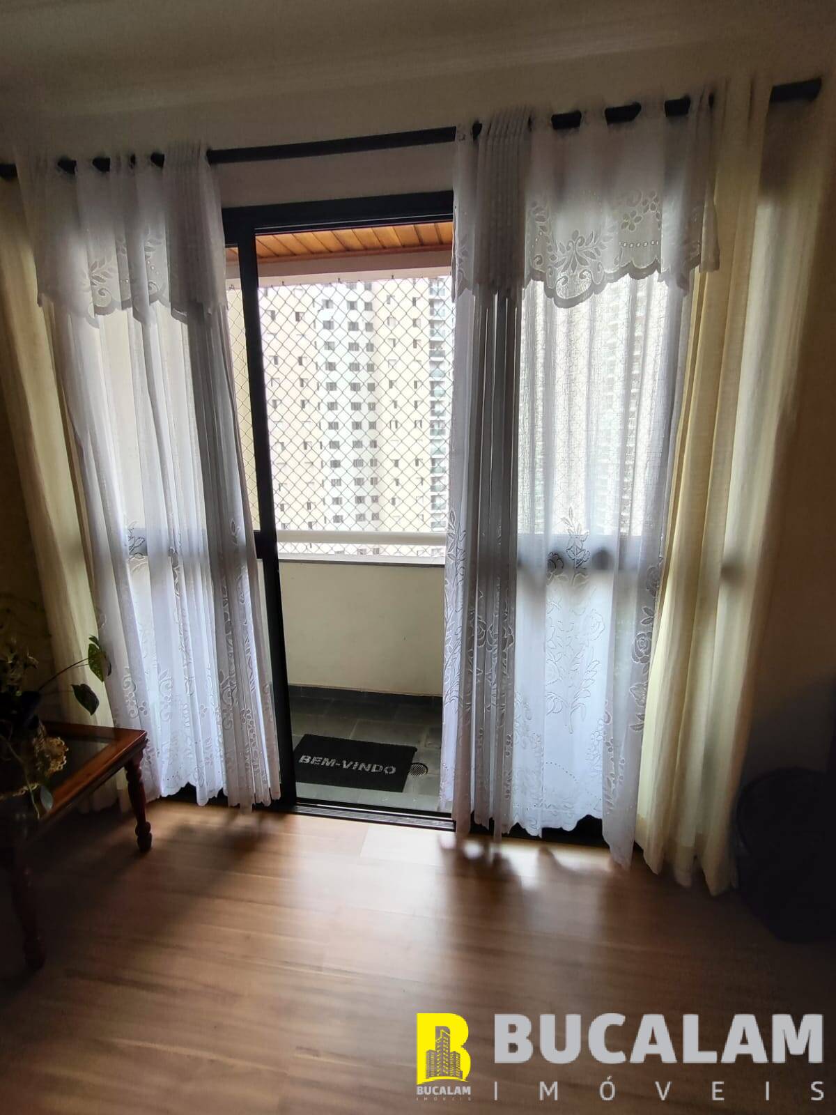 Apartamento à venda com 2 quartos, 68m² - Foto 4